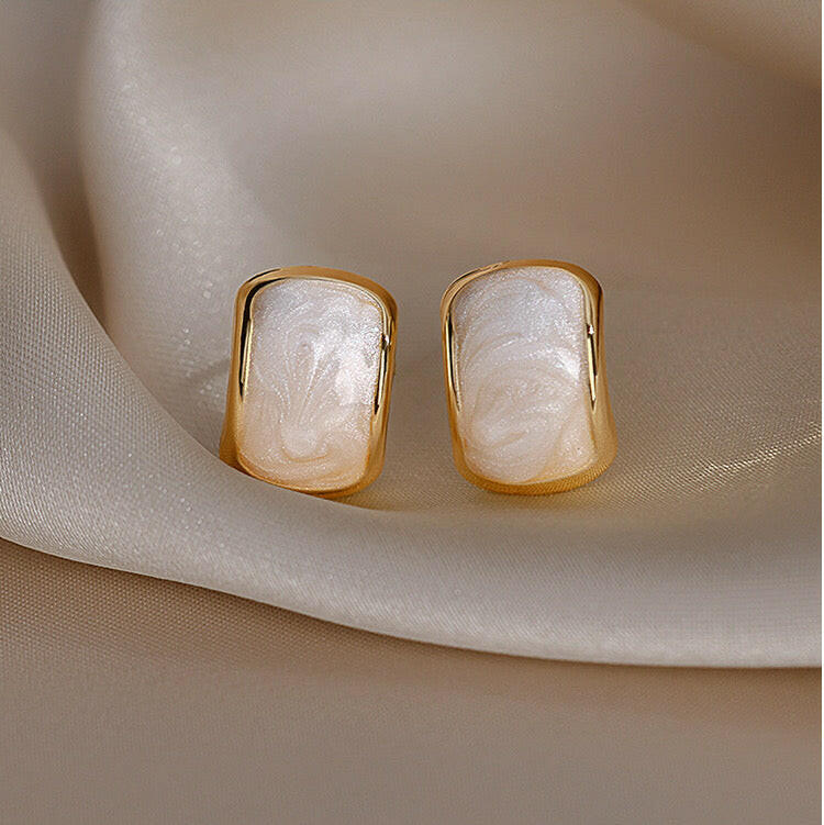 sparkling pearl glow stud earring|925 sterling silver - Bellemargarita Jewelry