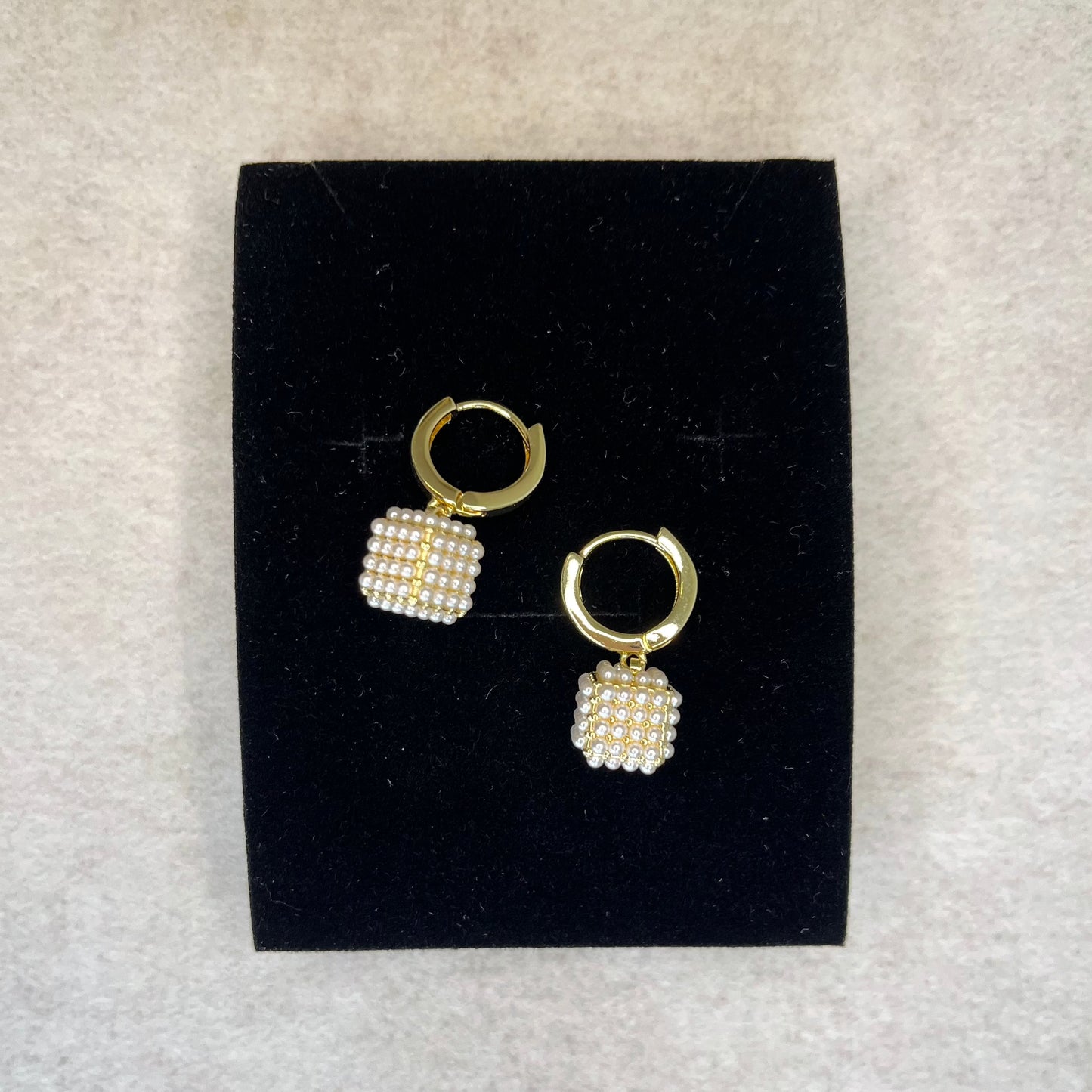 Unique cubic shape pearl earring - Bellemargarita Jewelry